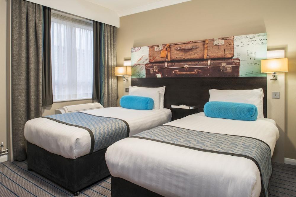 Mercure London Heathrow Airport Хитроу Экстерьер фото