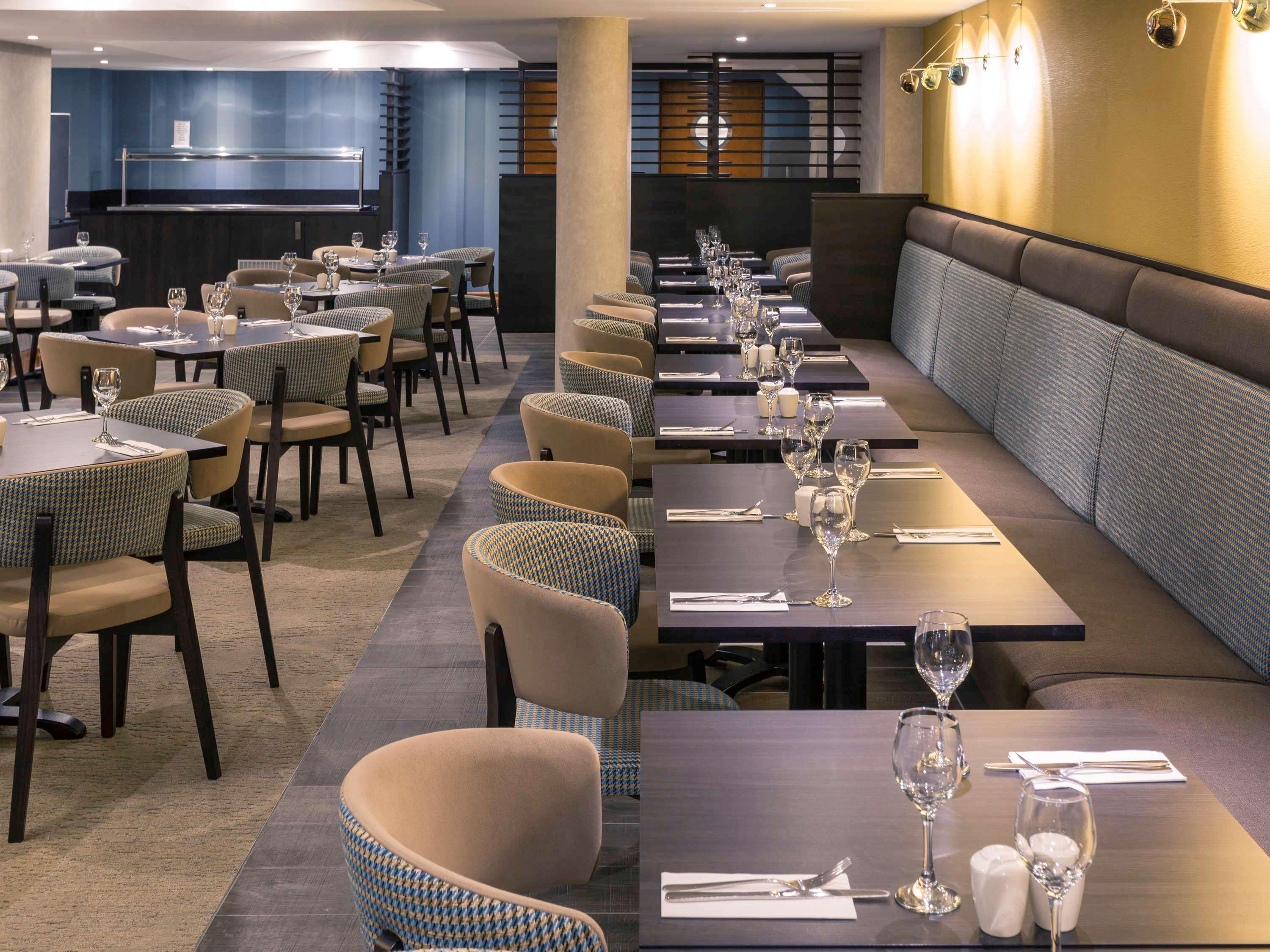Mercure London Heathrow Airport Хитроу Экстерьер фото